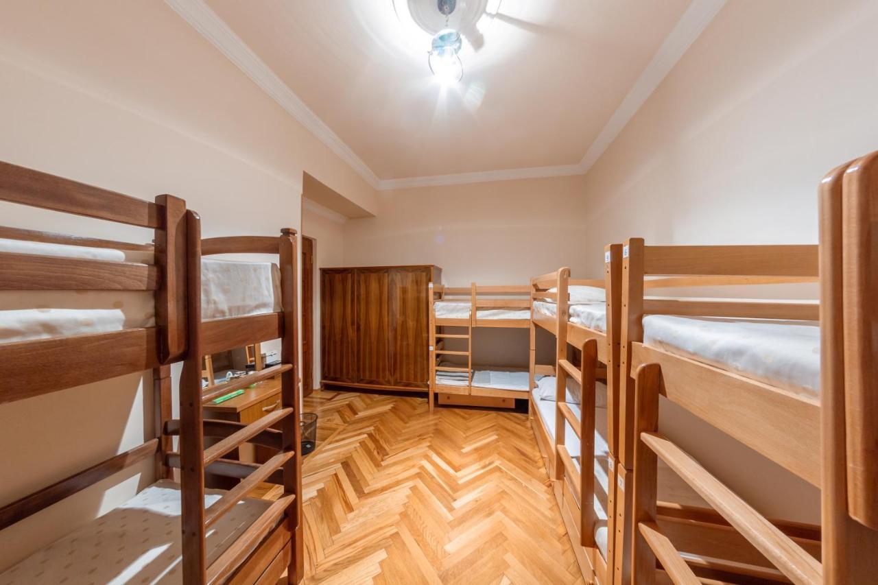 Arteast Hostel Yerevan Luaran gambar